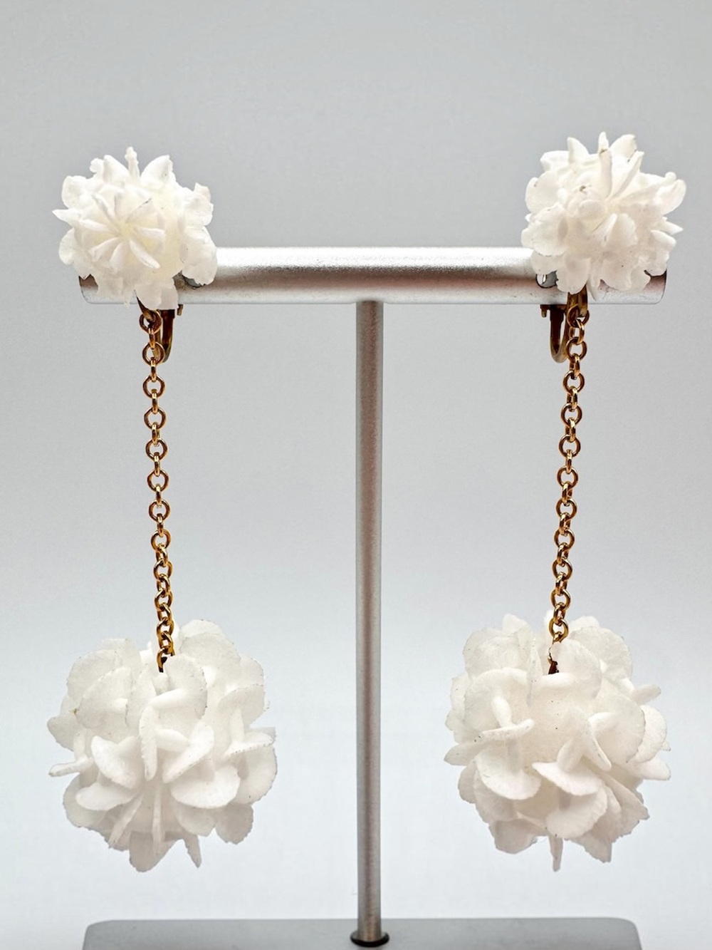 Vintage White Celluloid Pom Dangle Clip On Earrings Mod MCM Elegant Fun Holiday